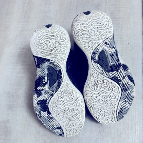 Pre-School Under Armour  Lockdown 6 Basketball Shoes - Picture 4 of 4